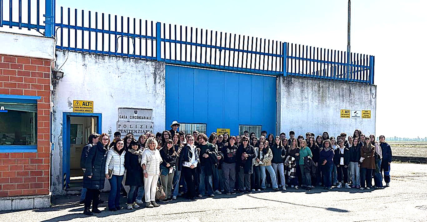 VERCELLI – La vita in carcere: gli studenti del Lagrangia incontrano uomini e donne reclusi