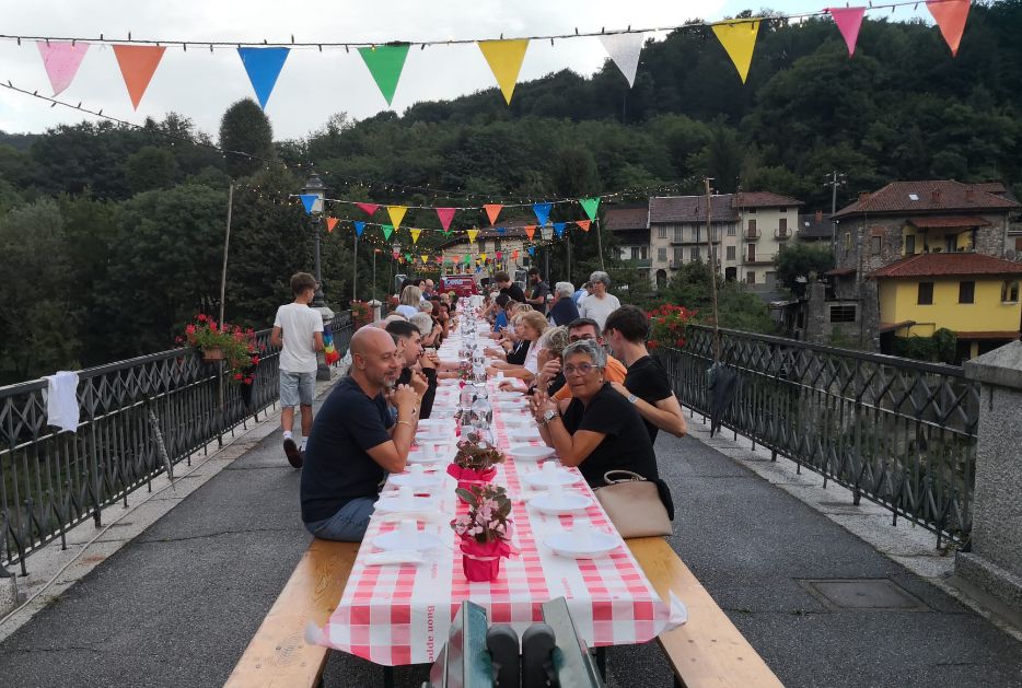 BORGOSESIA – In scena la 13esima Cena sotto le stelle