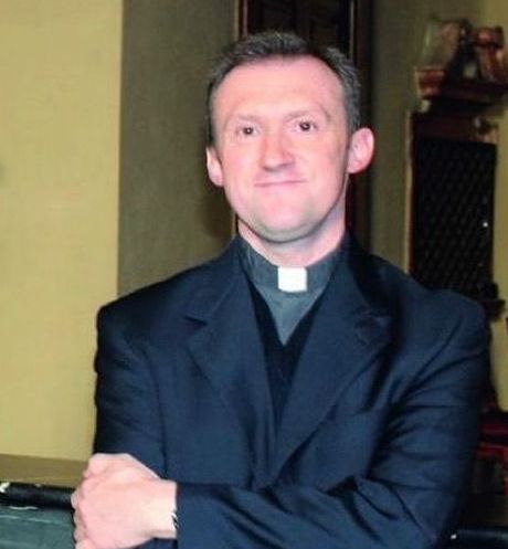 QUARONA – La comunità attende il nuovo parroco Don Michele Valsesia