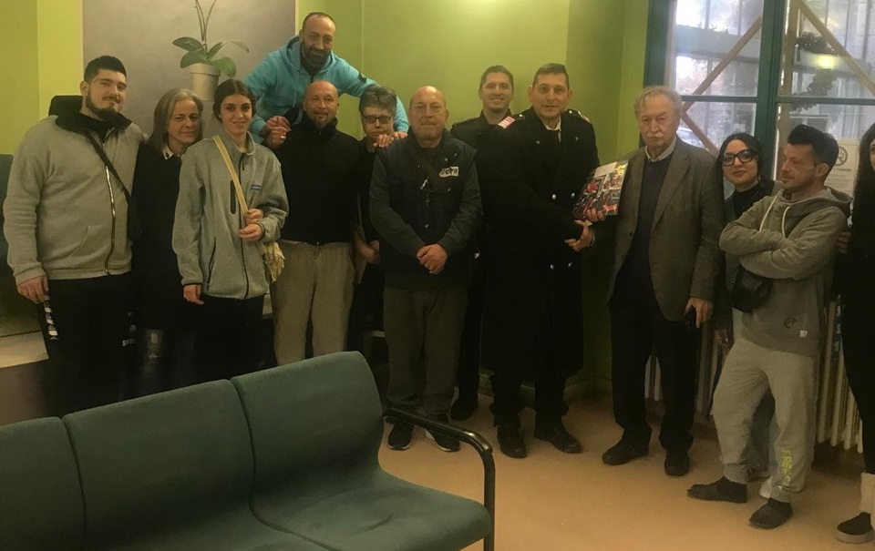 BIOGLIO – Consegnato il Calendario dei Carabinieri alla comunità Il Punto